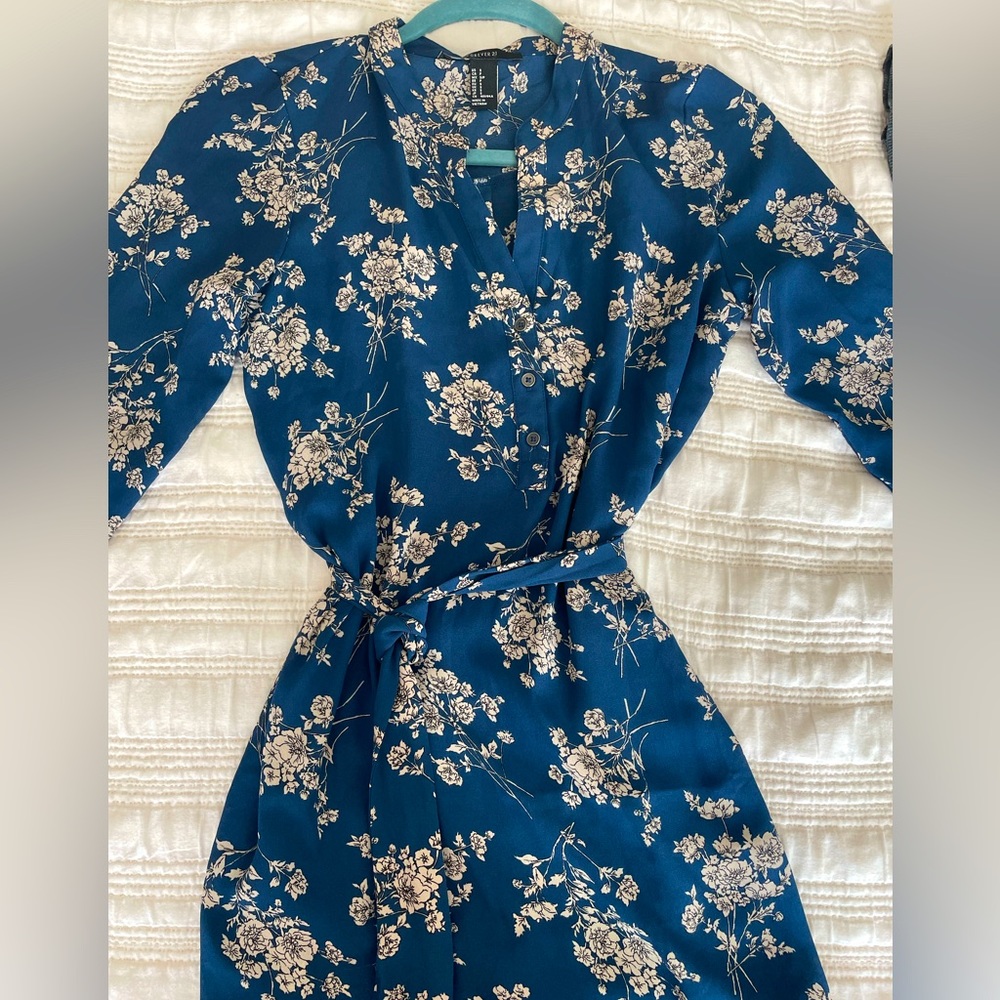 Blue floral tie up dress
